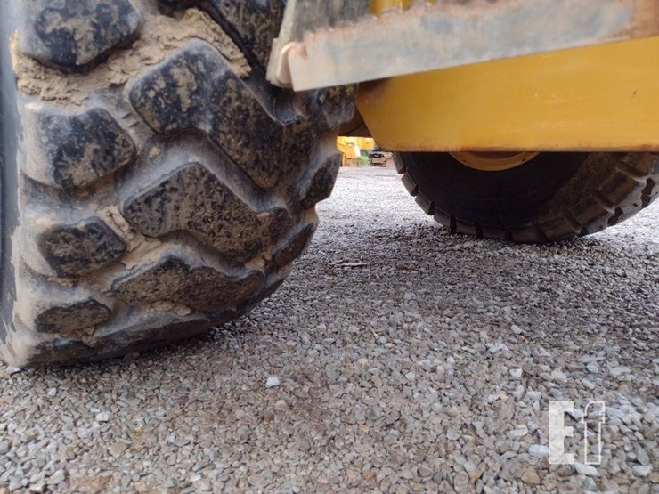 2003-caterpillar-it28g-image-30