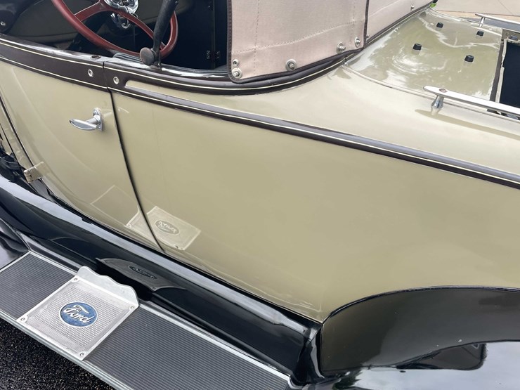 1928-ford-model-a-image-21