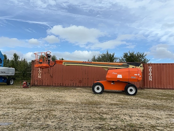 jlg-600s-image-1