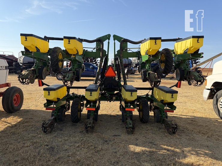 john-deere-1720-image-5