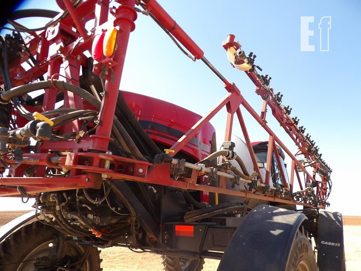 2017-case-ih-patriot-3340-image-18