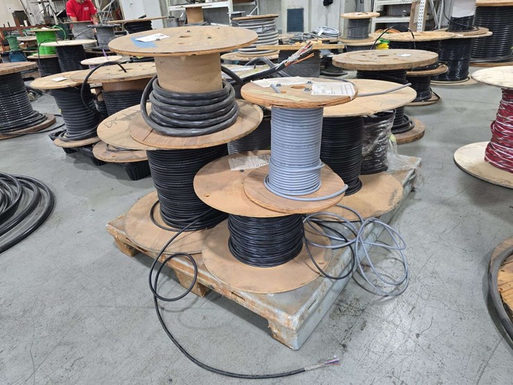 pallet-of-various-size-wires,-24awg-2-pair,-jkt-grey-300-volt,-60c-rohs,-belden-wire-and-cable-company,-18-awg-wire,-image-2