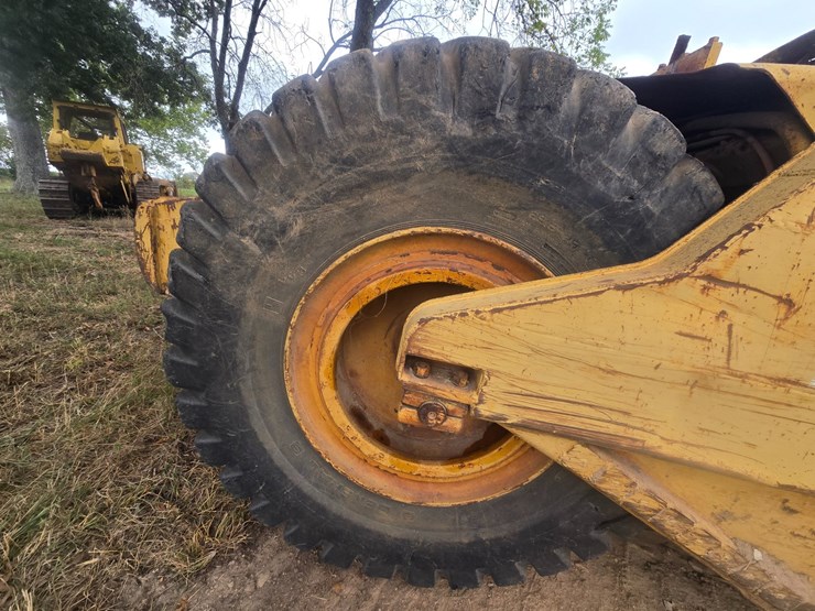 caterpillar-621-image-81