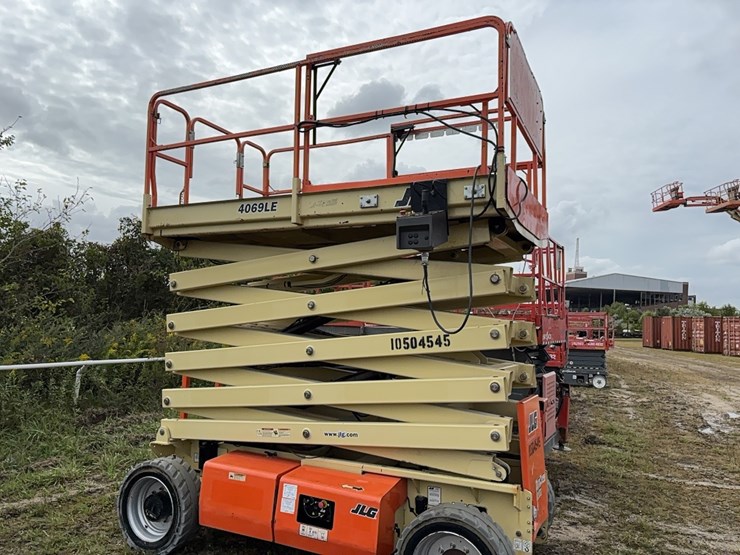 2002-jlg-4069le-image-9
