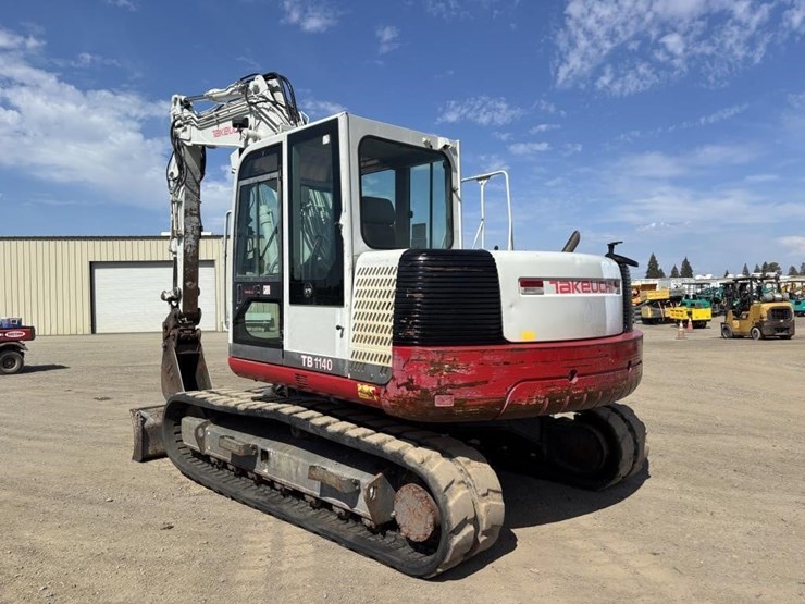 takeuchi-tb1140-image-4