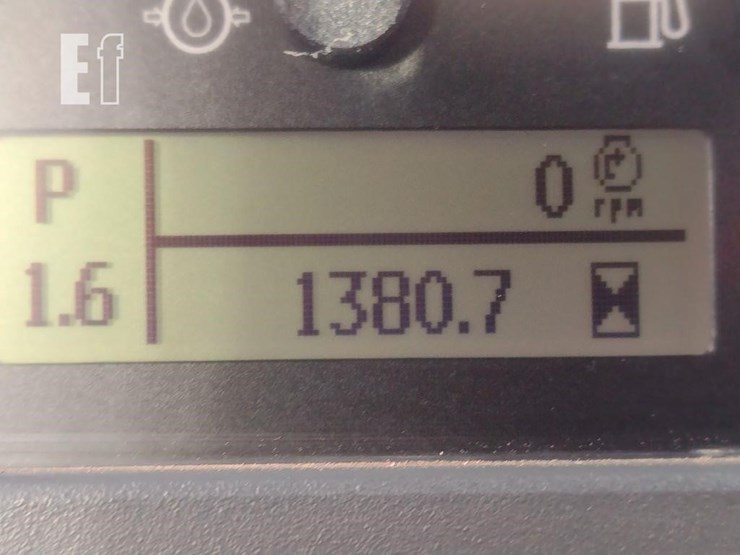 deere-650k-xlt-image-6