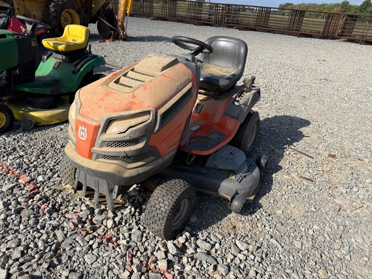 husqvarna-yth24v54-image-1