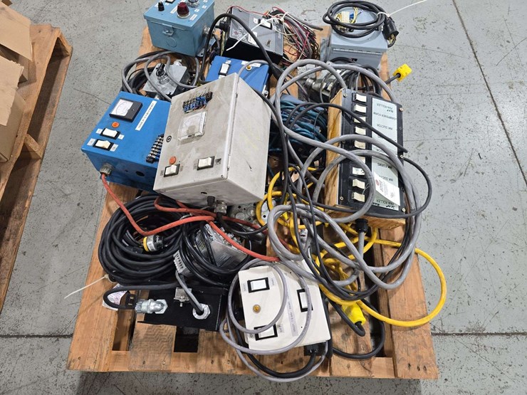 pallet-of-hd-switch-boxes,-on-of-switches,-and-push-button-boxes-image-2