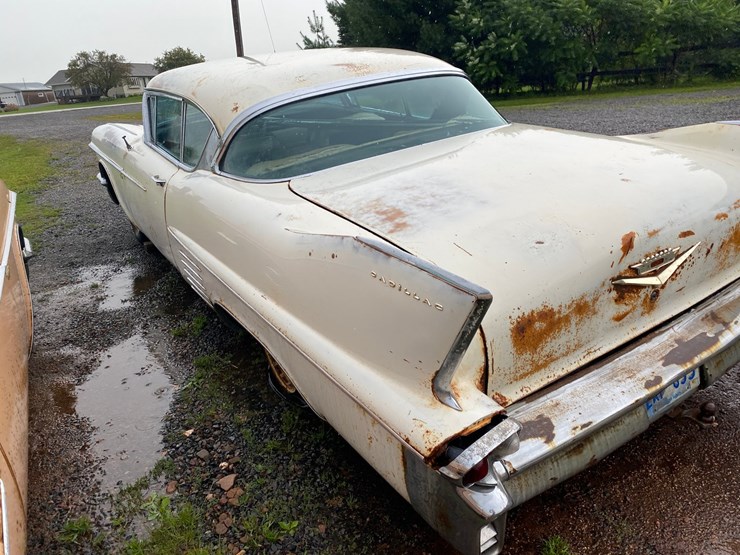 #7474-•-1958-cadillac-(has-wi-title)-(arpin,-wi)-image-9