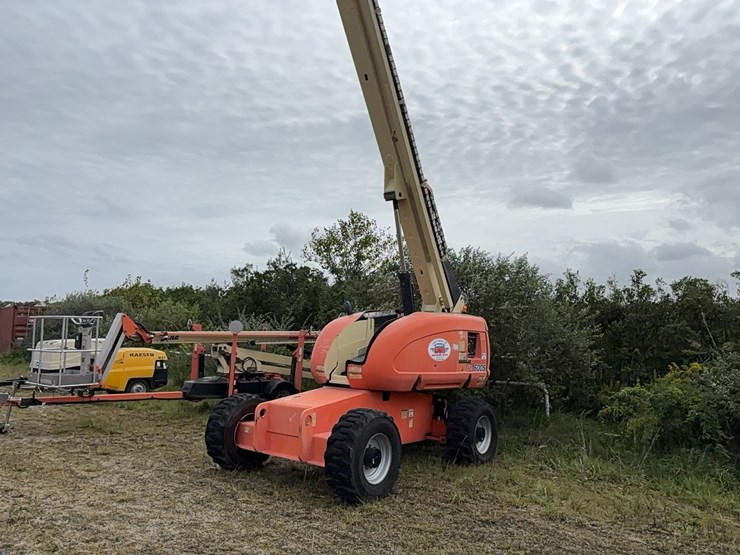jlg-600s-image-2