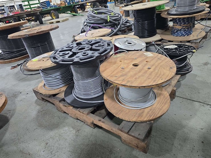 pallet-of-smaller-residential-wire,-phone-wire,-cable,,-modbd-plus,-22-awg,-and-misc-image-3