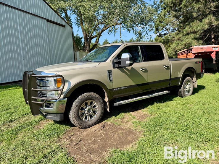 2017-ford-f350-image-1