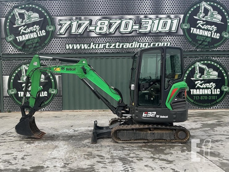 2018-bobcat-e32i-image-1