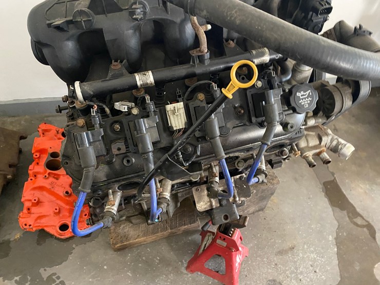 #17465-•-2004-chevy-6.0l-v8-engine-(arpin,-wi)-image-5