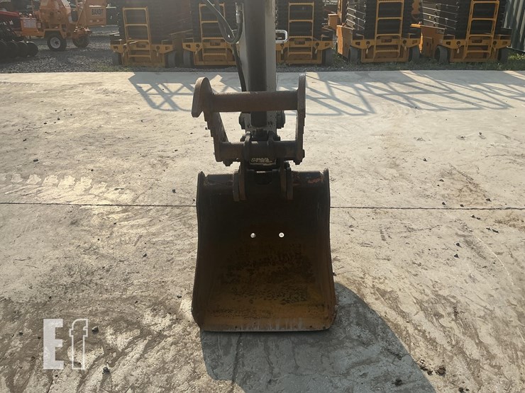 2018-bobcat-e32i-image-11