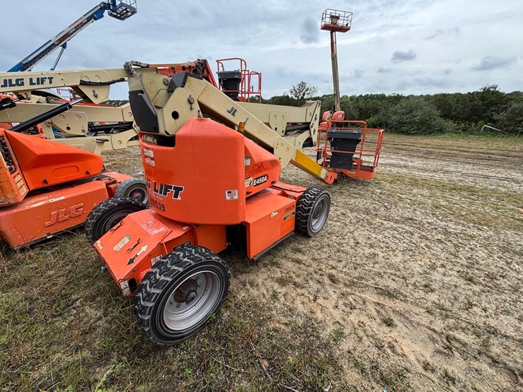 jlg-e450aj-image-3