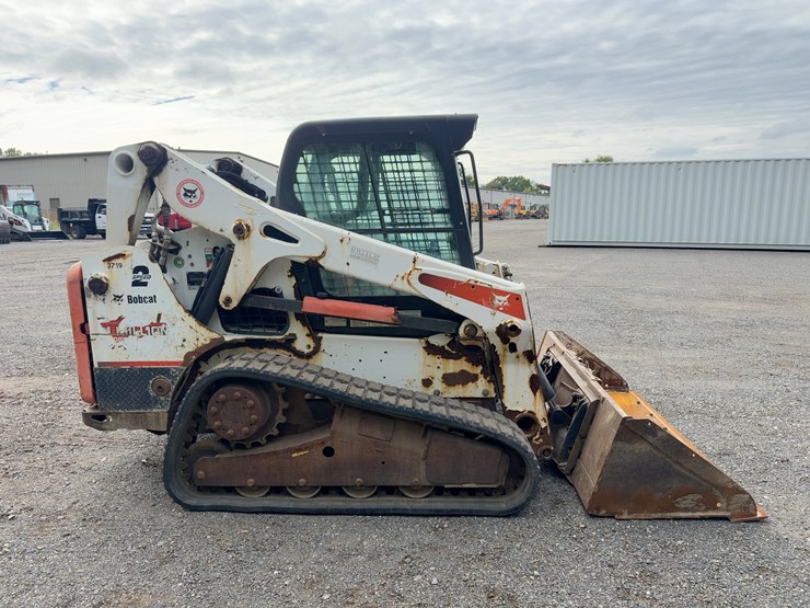 2014-bobcat-t650-image-6