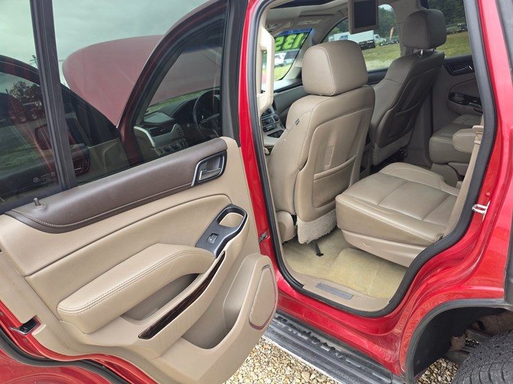 2015-gmc-yukon-image-55