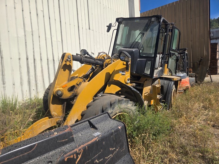 2015-caterpillar-914k-image-2