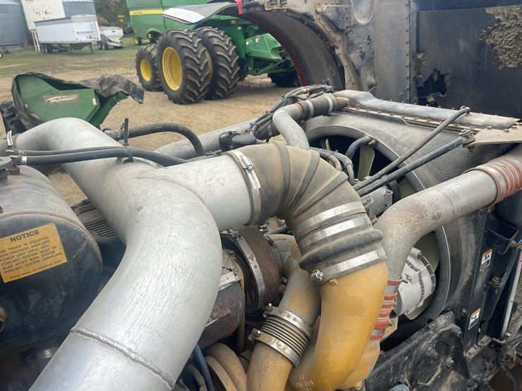 peterbilt-389-image-61