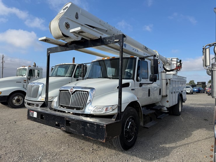 2013-international-durastar-4300-image-1
