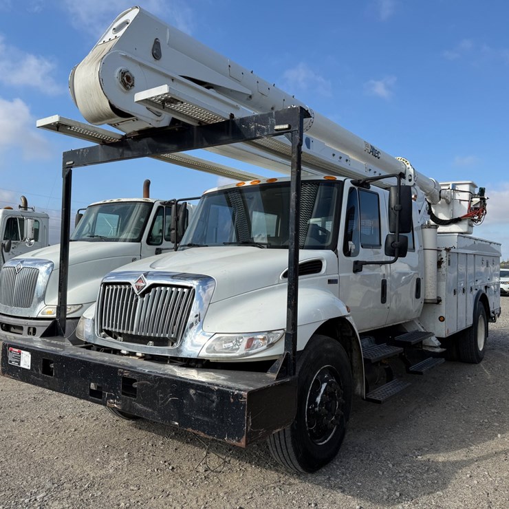 2013 INTERNATIONAL DURASTAR 4300
