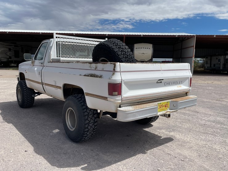 #1057-•-1986-chevrolet-ck10-(has-nm-title)-(on-site-in-las-cruces,-nm)-image-8