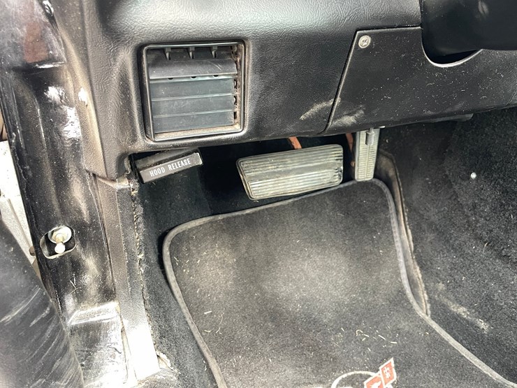 #9074-•-1979-chevrolet-corvette-l-48-(has-mn-title)-(huchinson,-mn)-image-24