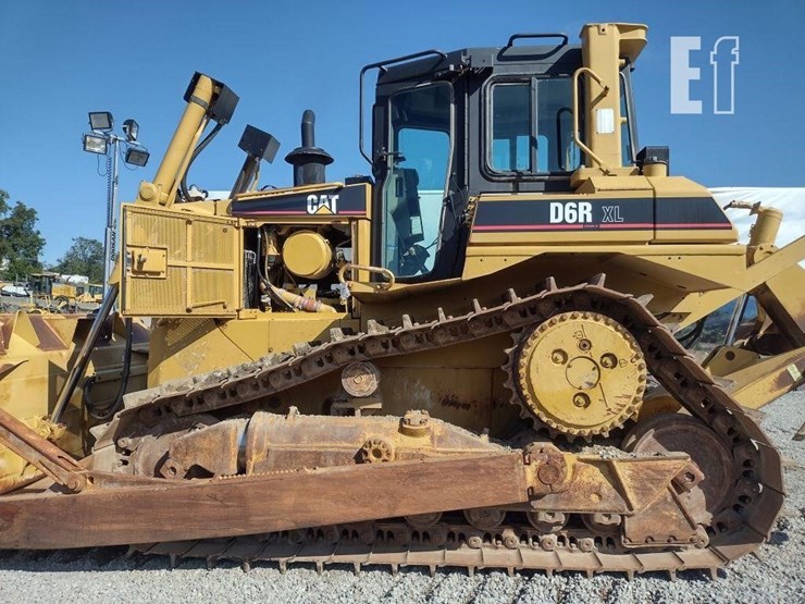 2004-caterpillar-d6r-xl-image-17