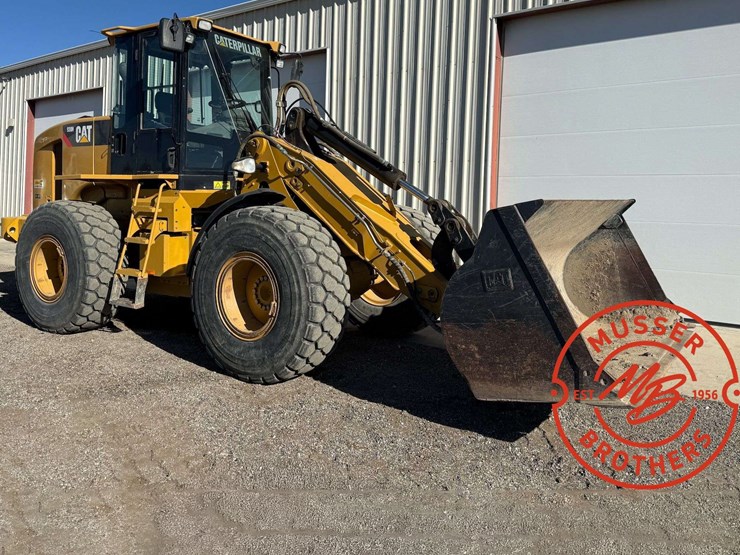2008-caterpillar-930h-image-1