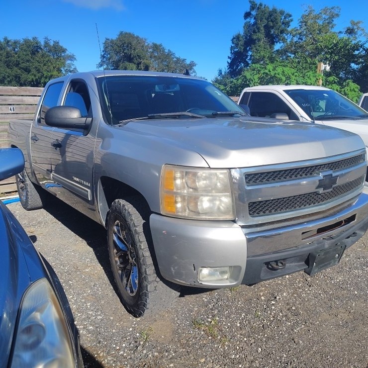 2011 CHEVROLET SILVERADO 1500