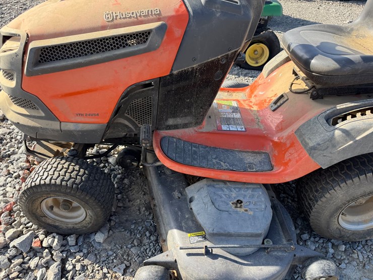 husqvarna-yth24v54-image-24