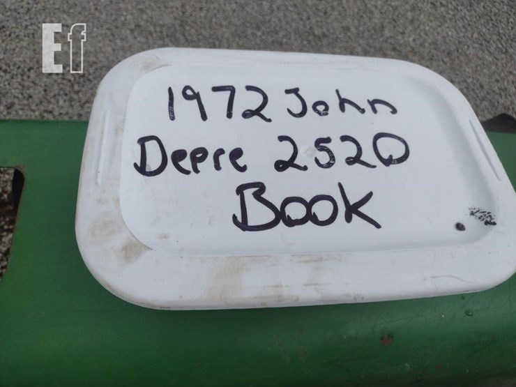john-deere-2520-image-11