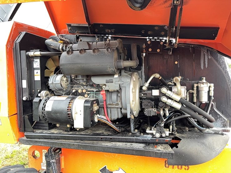 jlg-660sj-image-10