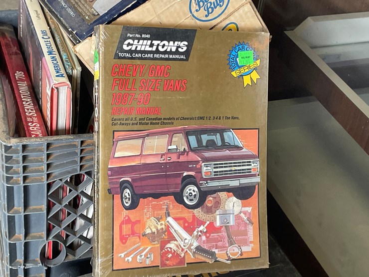 #1061-•-car,-textbooks,-shop-manuals-(on-site-in-las-cruces,-nm)-image-6