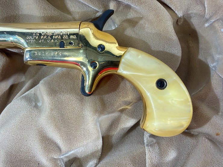 #23-•-set-of-colt-lady-derringer-pistols-image-10