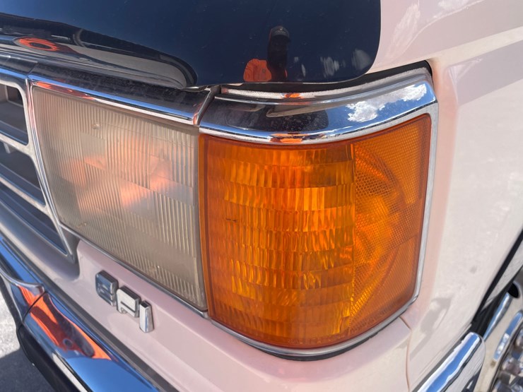 1988-ford-f350-image-25