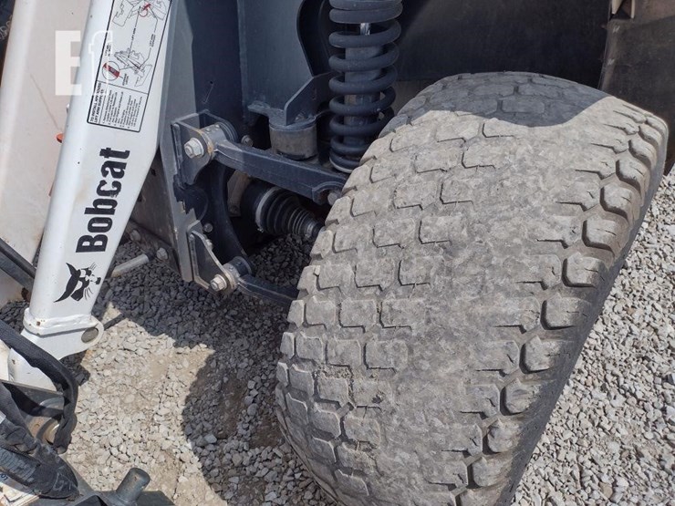2021-bobcat-toolcat-5600-image-18