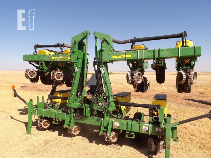 john-deere-1720-image-1