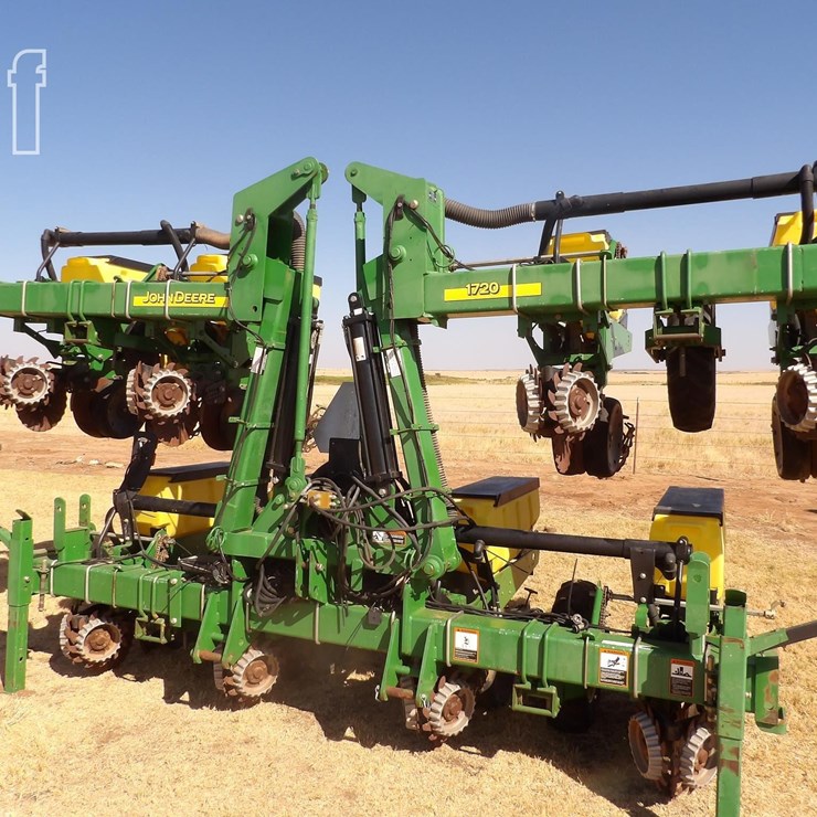 JOHN DEERE 1720