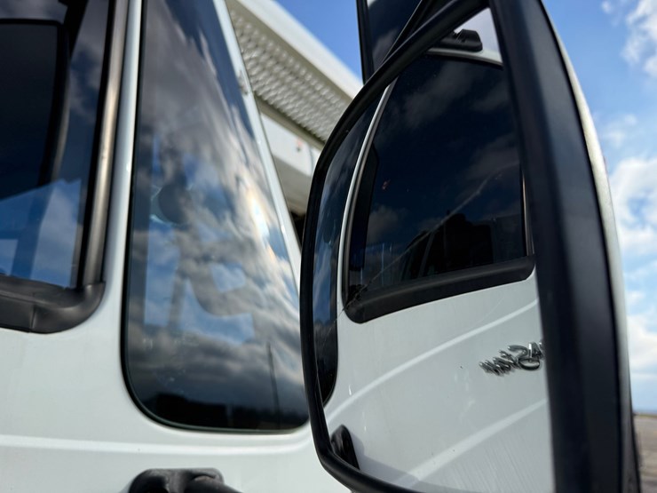 2013-international-durastar-4300-image-88