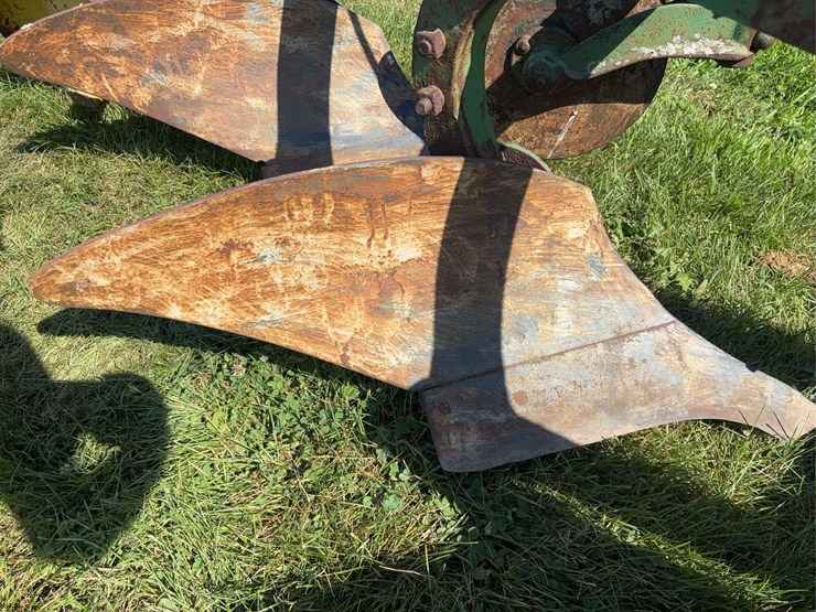 john-deere-14-image-24