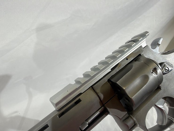 #20-•-taurus-tracker-revolver-image-13