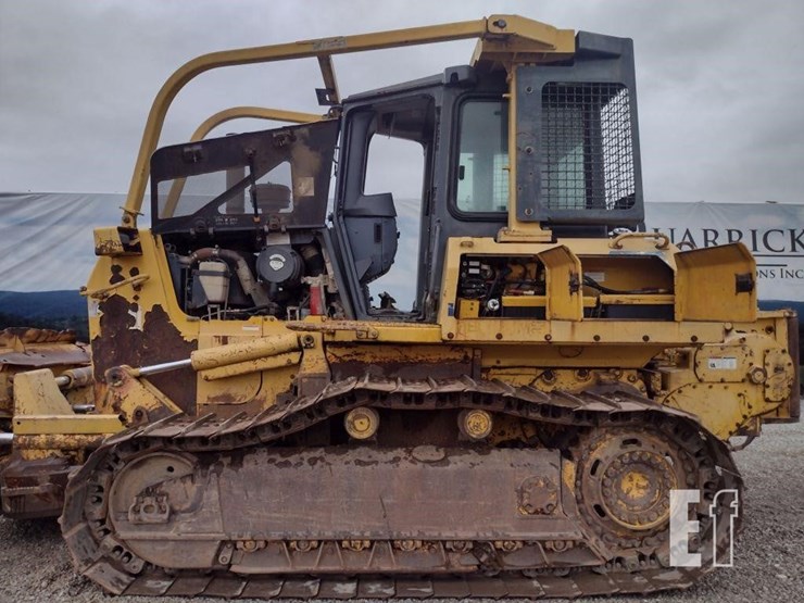 komatsu-d61ex-15e0-image-15