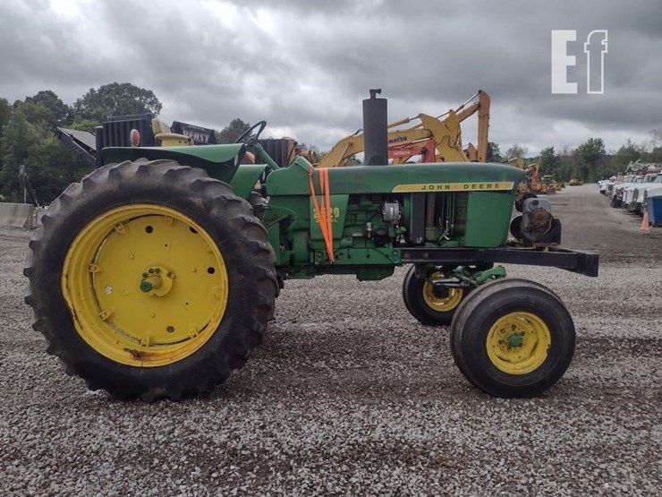 john-deere-2520-image-3