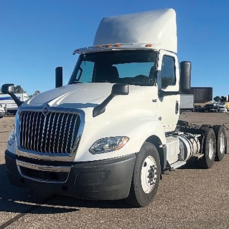 2019 INTERNATIONAL LT