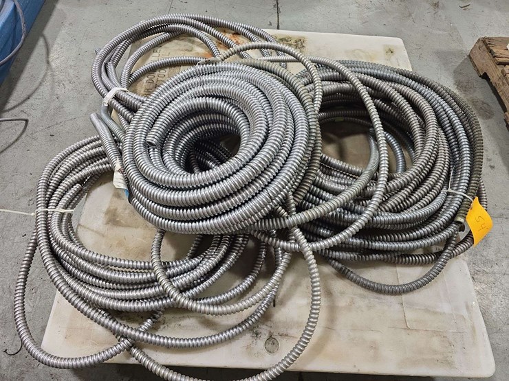 pallet-of-conduit,-1''-aluminum-flexible-image-3