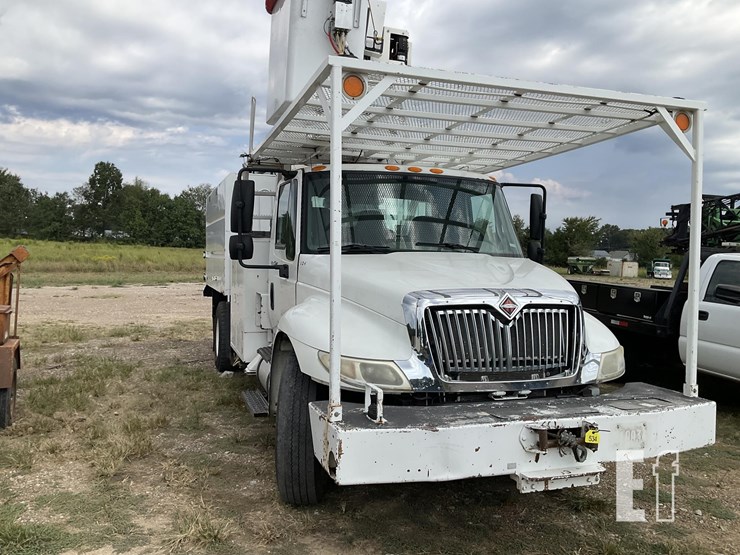 2013-international-durastar-4300-image-2