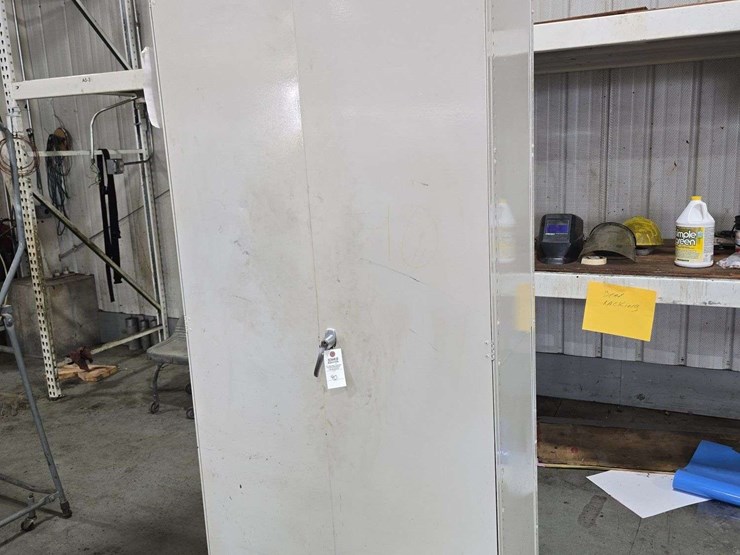 metal-cabinet,-36''-wide-x-87''-tall,-with-6-shelves-image-1