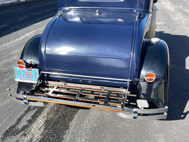 1931-ford-model-a-image-27